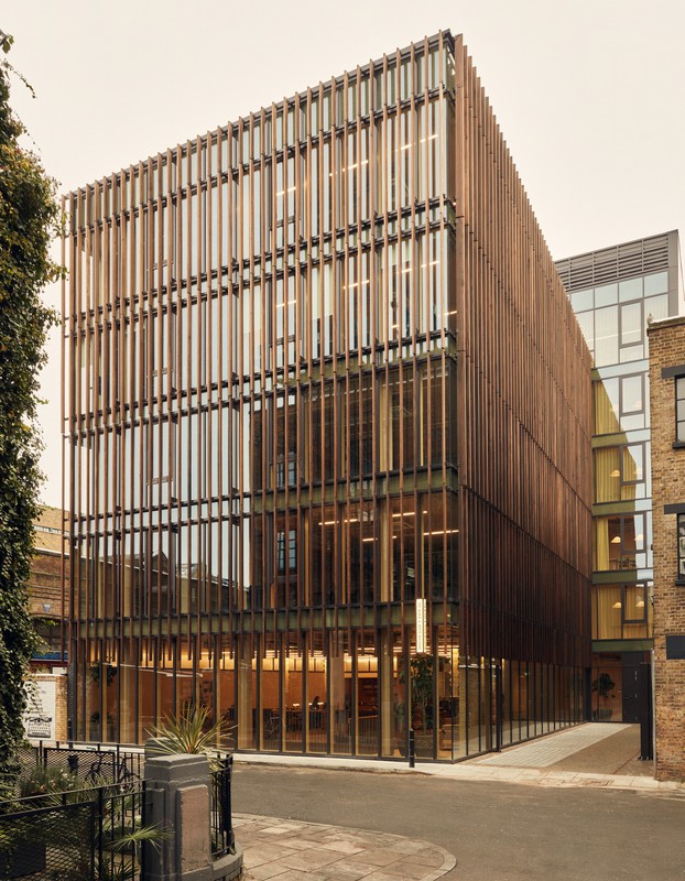 Black & White wins 2 RIBA awards! 3