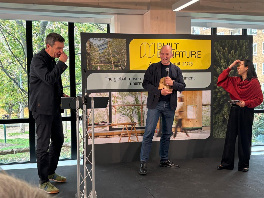 Black & White wins BbN Global Award  2