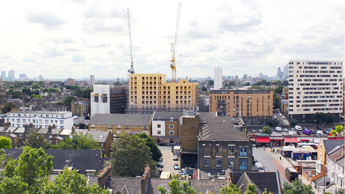 Dalston Lane topped out 2