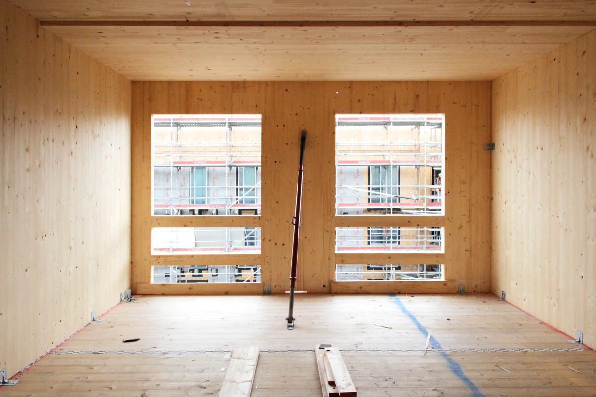 Raimondo talks at BAU Munich 1